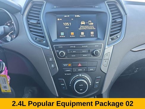 Used 2017 Hyundai Santa Fe Sport image 11