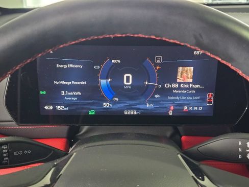 Certified 2025 Chevrolet Blazer EV RS AWD/4WD image 32