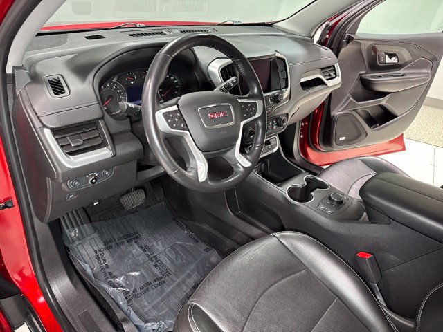 Used 2022 GMC Terrain SLT w/ Infotainment Package II FWD image 13