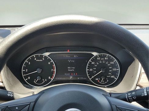 Used 2024 Nissan Altima 2.5 SV FWD image 18