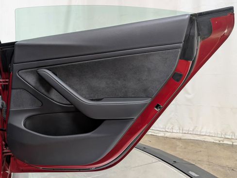 Used 2020 Tesla Model 3 Performance image 20