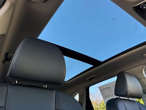 New 2026 Kia Sorento S w/ S Panoramic Sunroof Package image 21