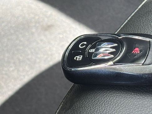 Used 2025 Buick Envista Sport Touring FWD image 25