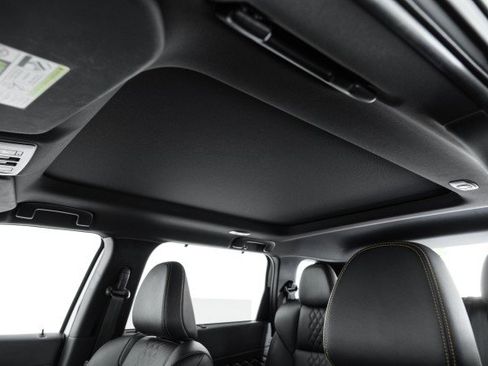 Used 2022 Mitsubishi Outlander SEL image 33