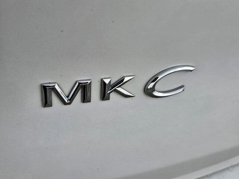 Used 2019 Lincoln MKC Reserve w/ MKC Technology Package image 28