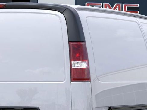New 2024 GMC Savana 2500 w/ Driver Convenience Package image 38