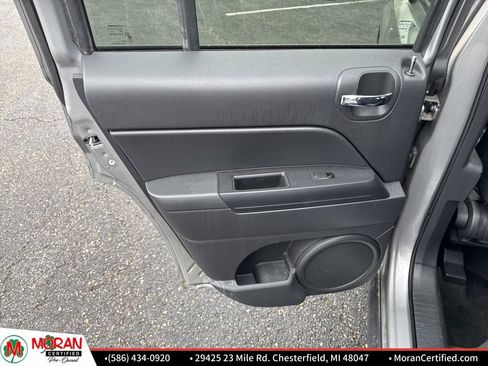 Used 2016 Jeep Patriot High Altitude image 22