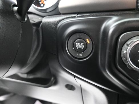 Used 2021 Jeep Wrangler Unlimited Willys image 24