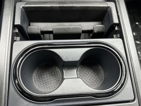 Used 2020 Nissan Titan PRO-4X w/ Pro-4x Convenience Package image 35