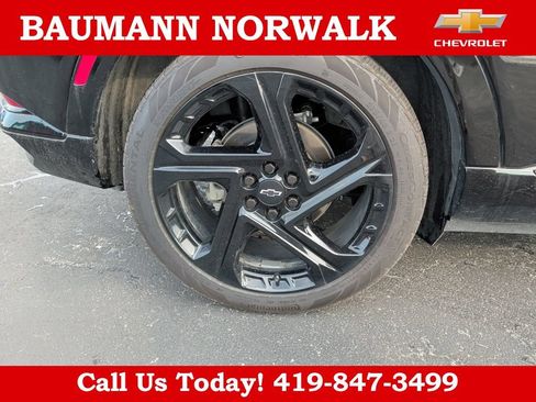 Used 2025 Chevrolet Equinox EV RS FWD image 10
