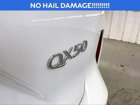 Certified 2025 INFINITI QX50 Luxe AWD/4WD image 9