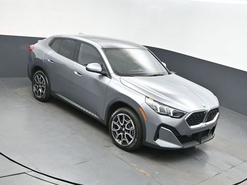 Used 2025 BMW X2 xDrive28i image 37
