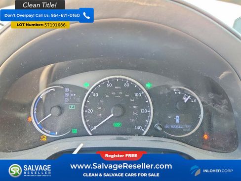Used 2013 Lexus CT 200h w/ Premium Pkg w/Navigation FWD image 12