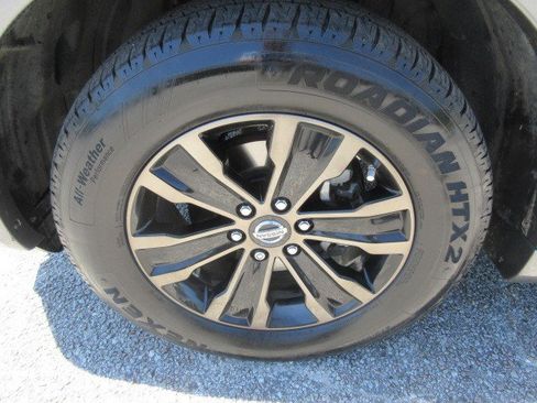 Used 2017 Nissan Armada Platinum w/ Captain Seat Package RWD image 12