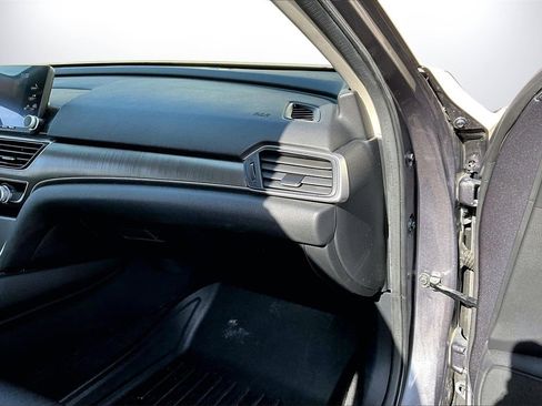Used 2020 Honda Accord LX image 18