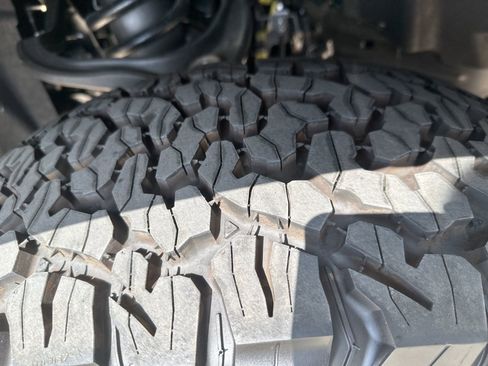 New 2025 Ford Bronco Raptor AWD/4WD image 27