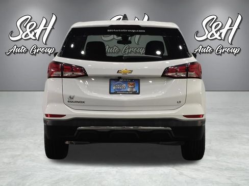 Used 2024 Chevrolet Equinox LT FWD image 16