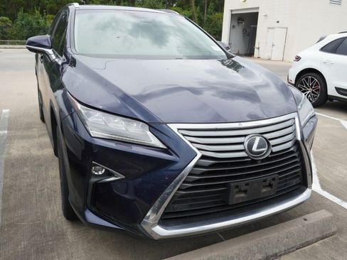 Used 2019 Lexus RX 350L Luxury FWD image 2