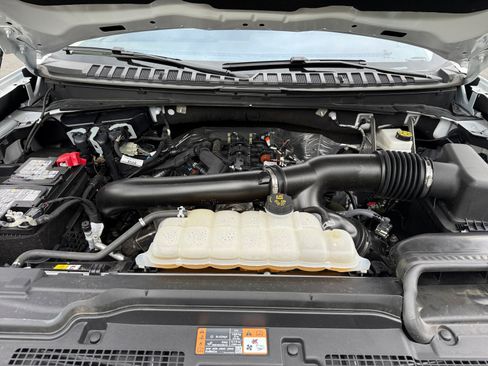 Certified 2025 Ford Expedition Max Platinum image 21