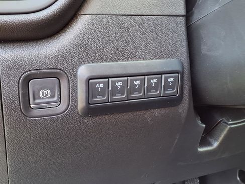 New 2026 Chevrolet Silverado 3500 W/T AWD/4WD image 15