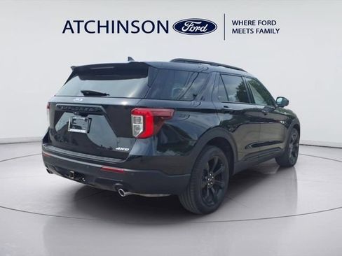 Certified 2023 Ford Explorer ST-Line w/ Class IV Trailer Tow Package AWD/4WD image 5