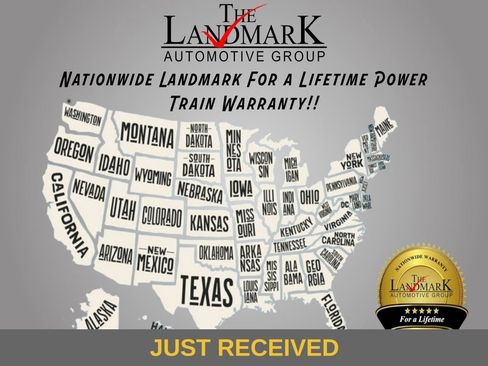 Used 2024 Chrysler Pacifica Touring-L FWD image 2