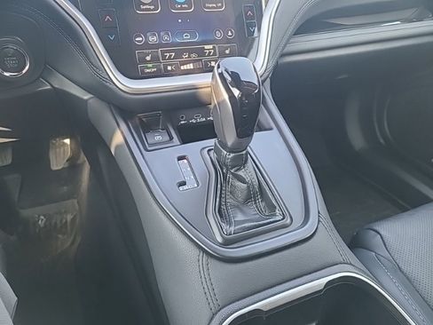 Used 2024 Subaru Outback Limited image 16