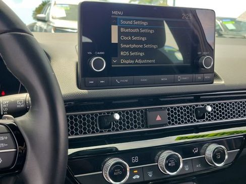 Used 2023 Honda Civic Sport image 26