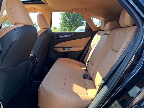 Used 2024 Lexus NX 350 AWD image 11