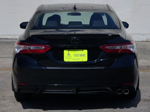 Used 2020 Toyota Camry SE FWD image 44