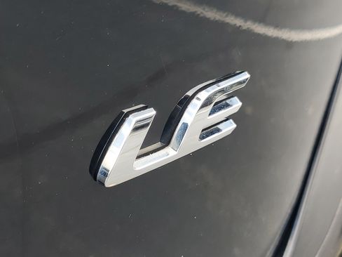 Certified 2025 Toyota Corolla LE FWD image 9