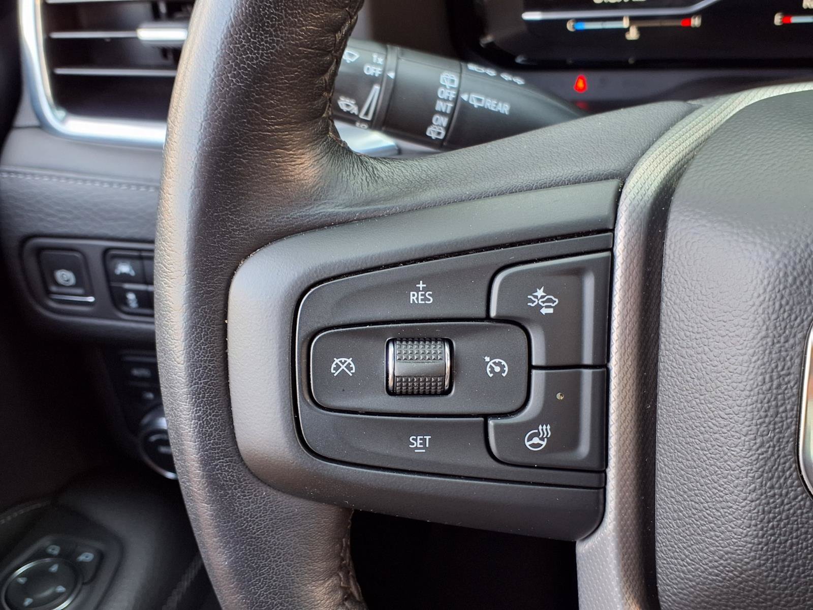 Used 2022 GMC Yukon Denali AWD/4WD image 13