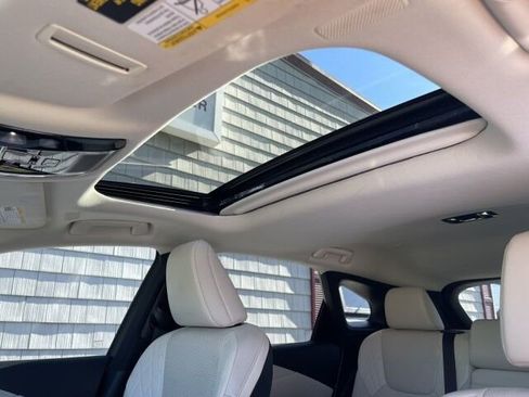 Used 2023 Lexus RX 350 Premium image 12