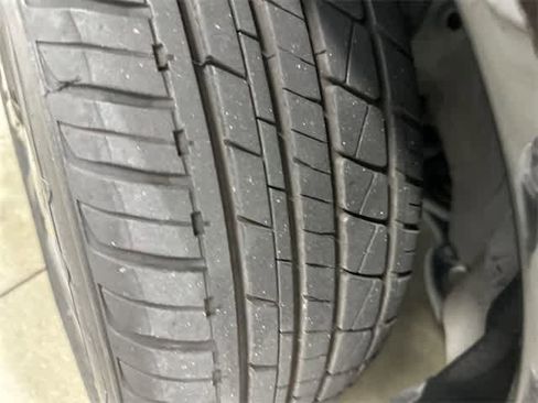 Certified 2022 Honda HR-V Sport image 29