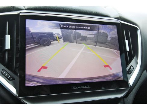 Used 2021 Maserati Ghibli S image 21