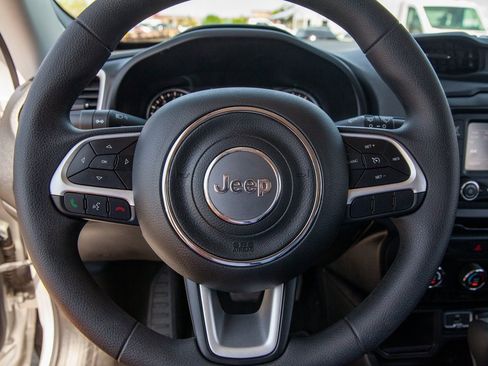 Used 2019 Jeep Renegade Sport w/ Sport Appearance Group image 17