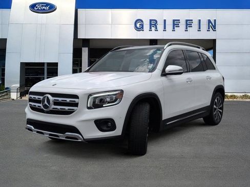 Used 2021 Mercedes-Benz GLB 250 image 11