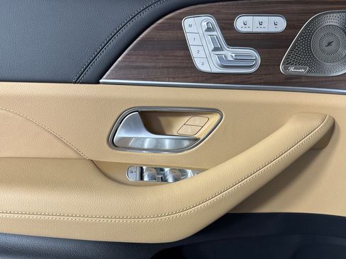 New 2026 Mercedes-Benz GLS 580 GLS 580 image 13