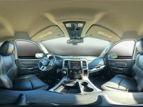 Used 2016 RAM 1500 Laramie image 38