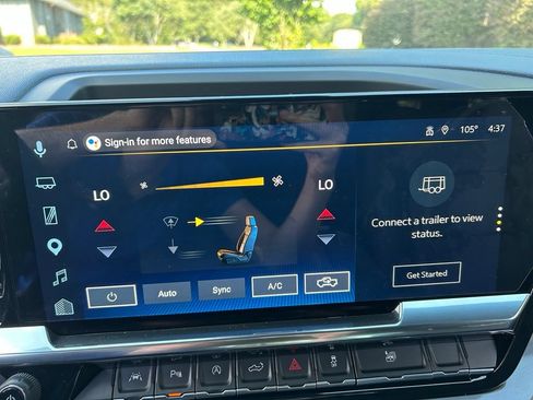 Used 2025 Chevrolet Silverado 1500 High Country w/ Technology Package RWD image 31