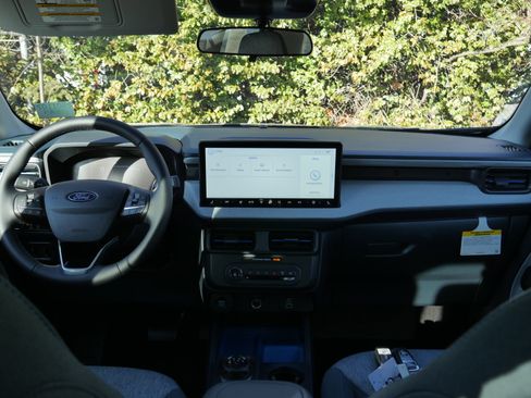 New 2025 Ford Maverick XLT w/ Equipment Group 301A image 8