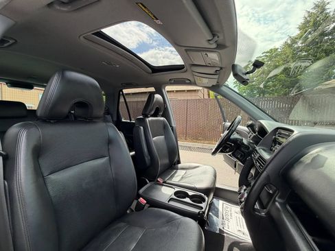 Used 2006 Honda CR-V EX image 25