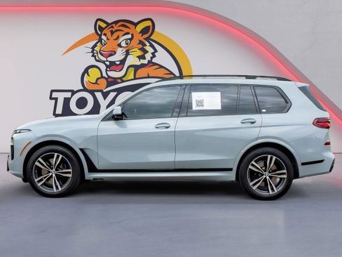 Used 2023 BMW X7 xDrive40i w/ Executive Package AWD/4WD image 8