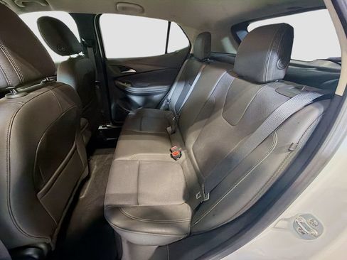 Used 2024 Buick Encore GX Preferred FWD image 23