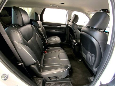 Used 2025 Hyundai Palisade SEL FWD image 19