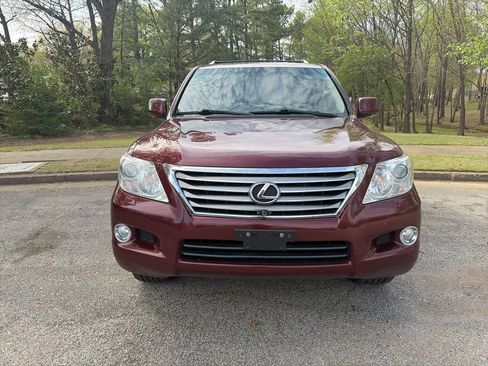 Used 2011 Lexus LX 570 4WD w/ Luxury Pkg image 8