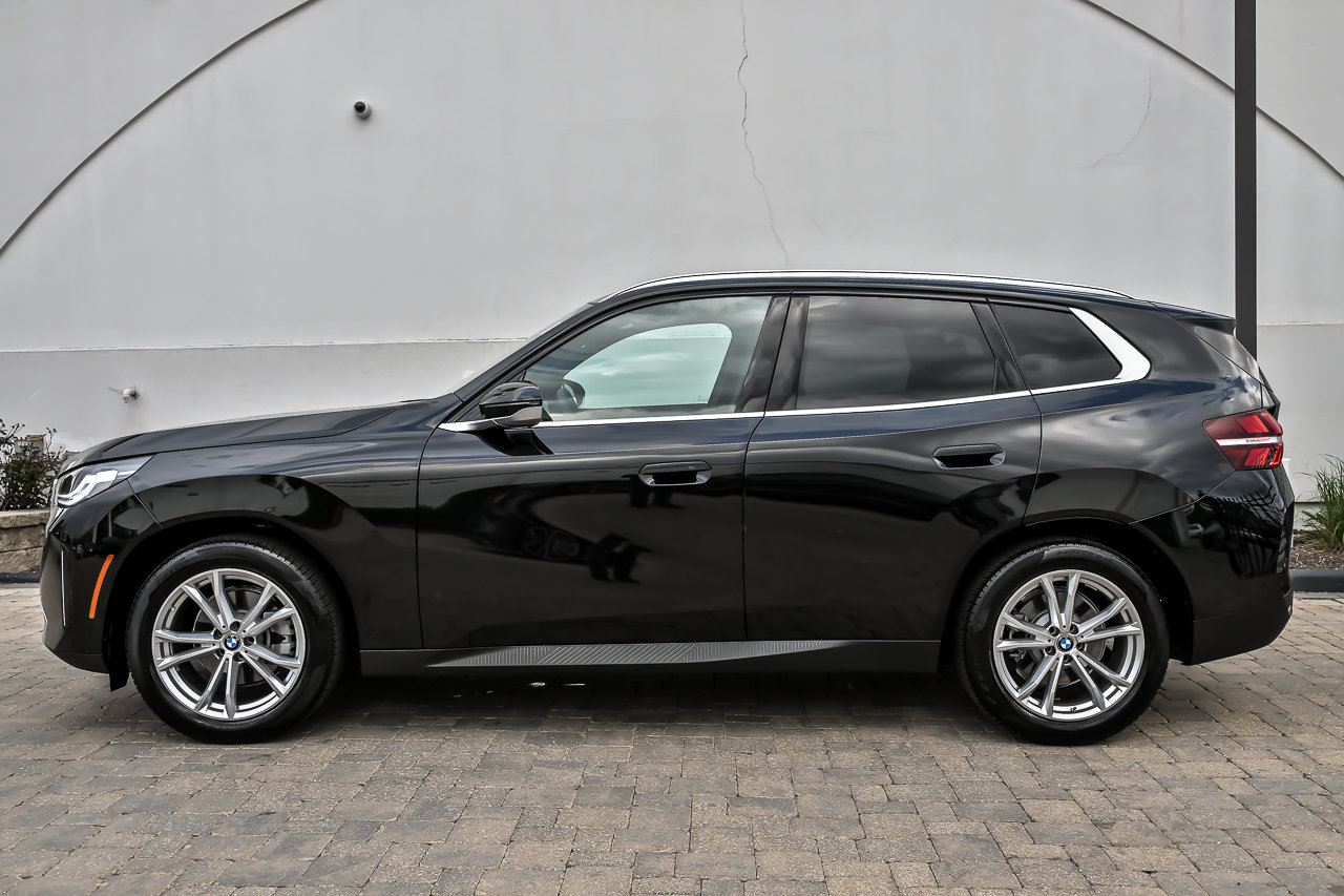 Used 2025 BMW X3 xDrive30i w/ Convenience Package AWD/4WD image 11