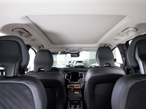 Certified 2025 Volvo XC90 B6 Plus w/ Protection Package Premier image 44