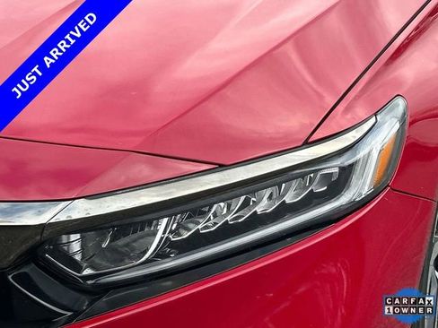 Used 2018 Honda Accord Sport image 9