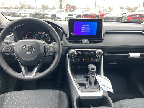 New 2025 Toyota RAV4 XLE image 13